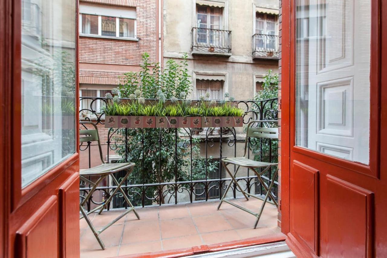 La Casa De La Luna Madrid Extérieur photo